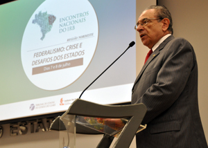 O presidente Sebastião Helvecio abriu o evento